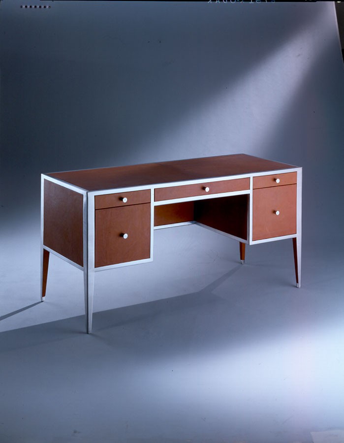 9_fn-550-fusion-exec-desk
